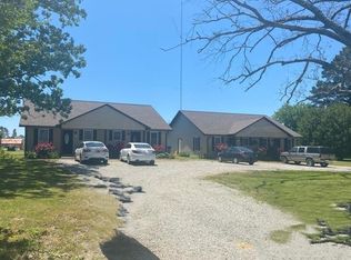207 Willow Dr, Adamsville, TN 38310