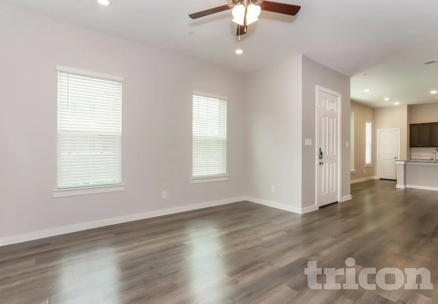 1021 Aylesbury Road Saginaw TX — Photo 2