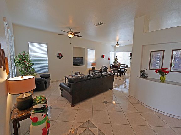 4th image of 15048 Indian Dr