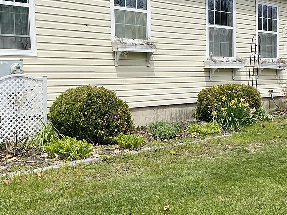5th image of 30 Heather Ln