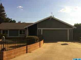 811 E Vassar Ct, Visalia, CA 93292