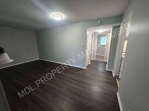 3rd image of 1410 S Center Rd #6