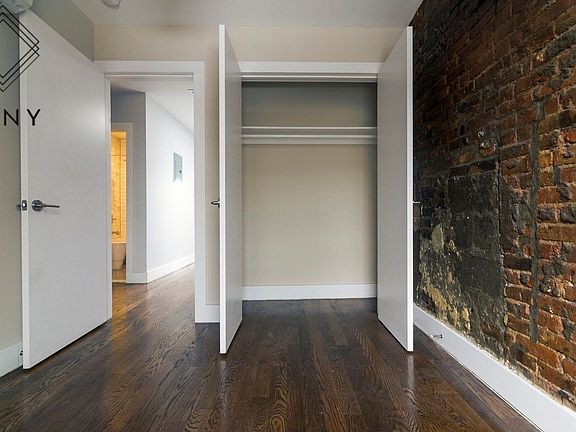 3rd image of 1093 Bedford Ave #2F