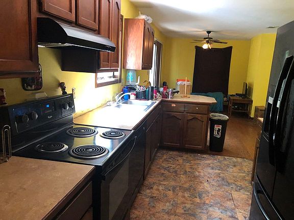 3rd image of 123 Palmetto Dr