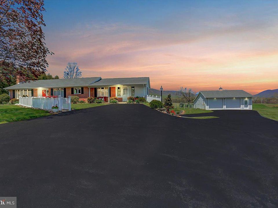 13303 Dickeys Rd, Mercersburg, PA 17236 Zillow