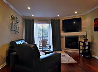 5530 Owensmouth Ave APT 203, Woodland Hills, CA 91367