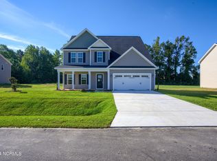 216 Shadow Grass Ct, Stella, NC 28582