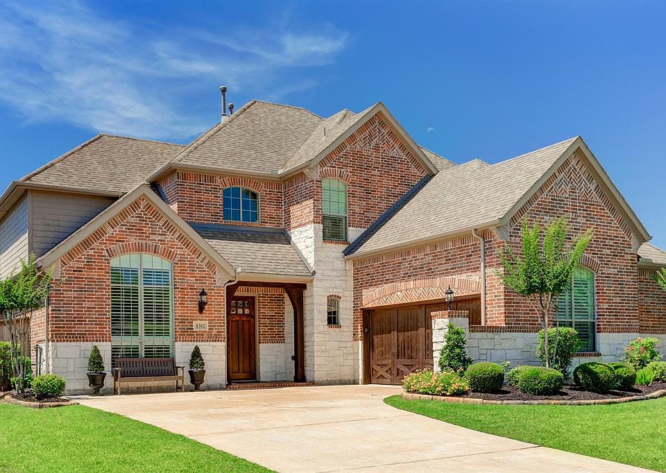 This Highland home will wow you from the moment you arrive. From the beautiful stone and brick elevation, the handsome entry, large driveway and its manicured landscaping, this home has it all!