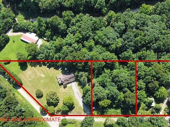 2nd image of 1828 Cardinal Way
