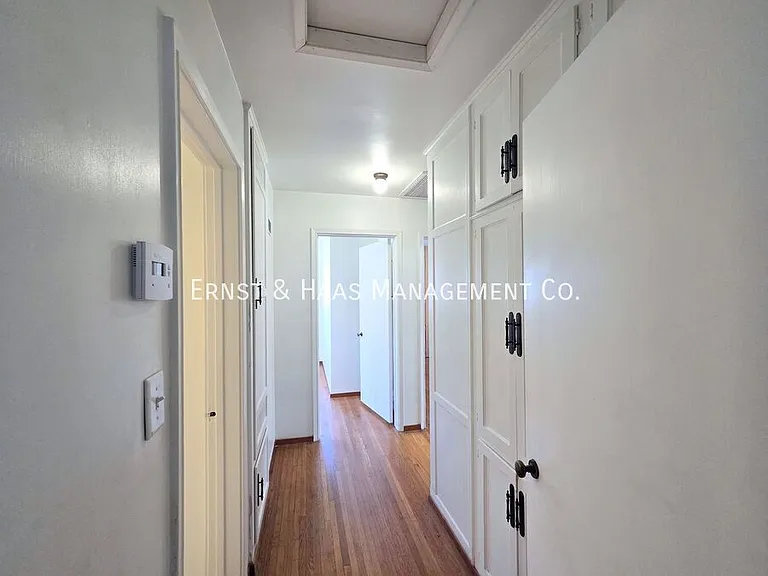 2080 Senasac Ave — Photo 11
