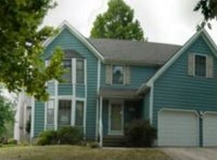 8056 Hall St, Lenexa, KS 66219