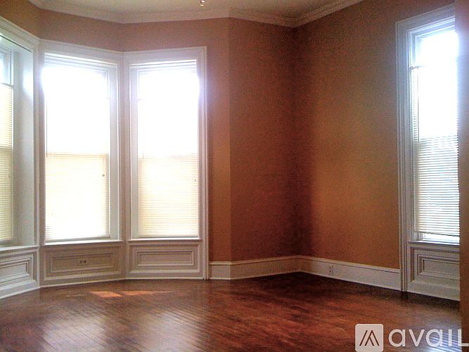 1st image of 146 Main St #1