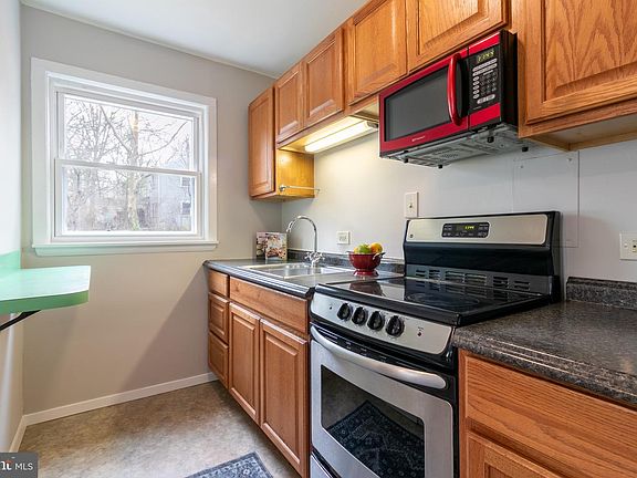 2nd image of 58 Ridge Rd