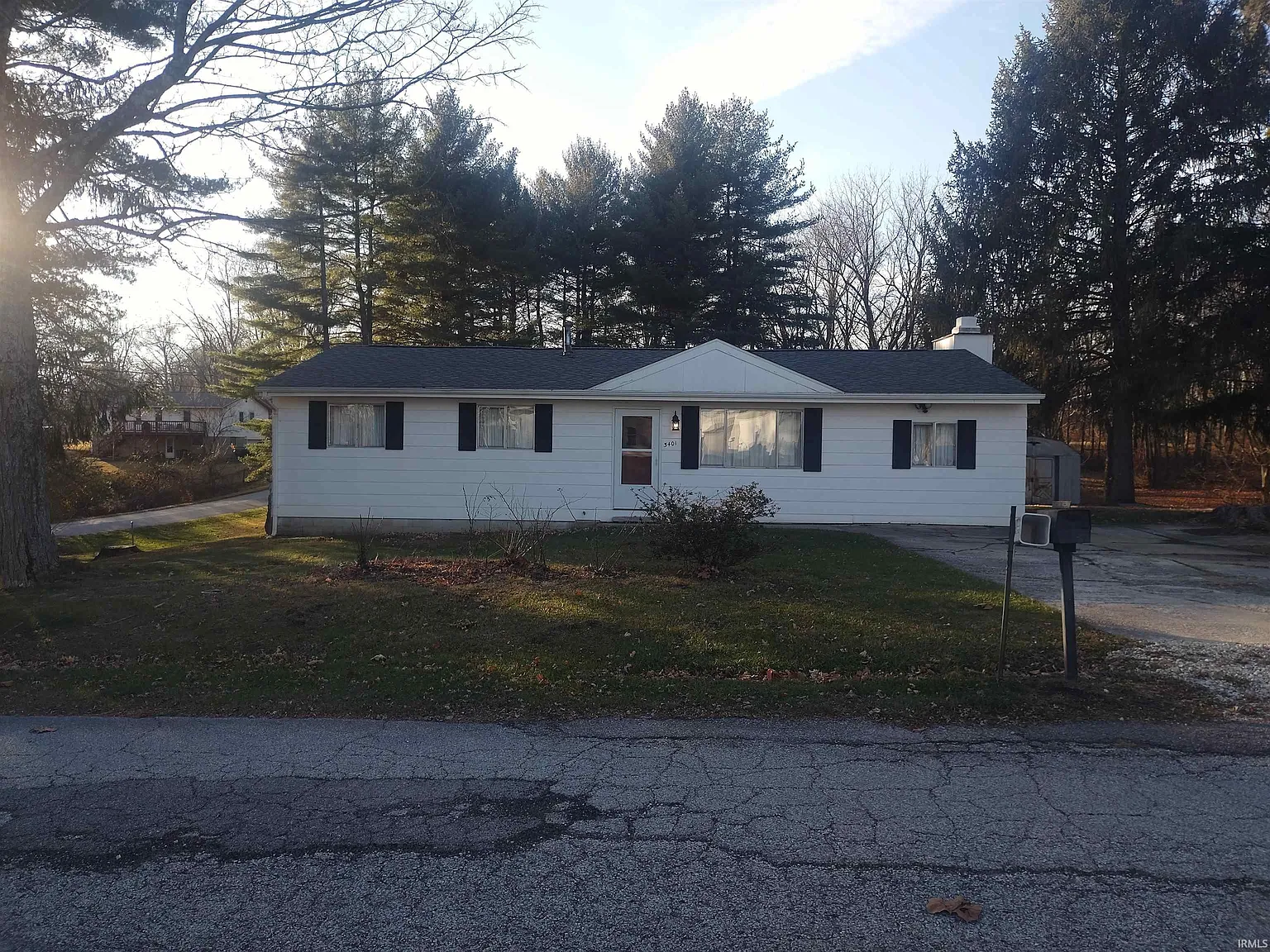 3401 W Ooley Dr photo 1