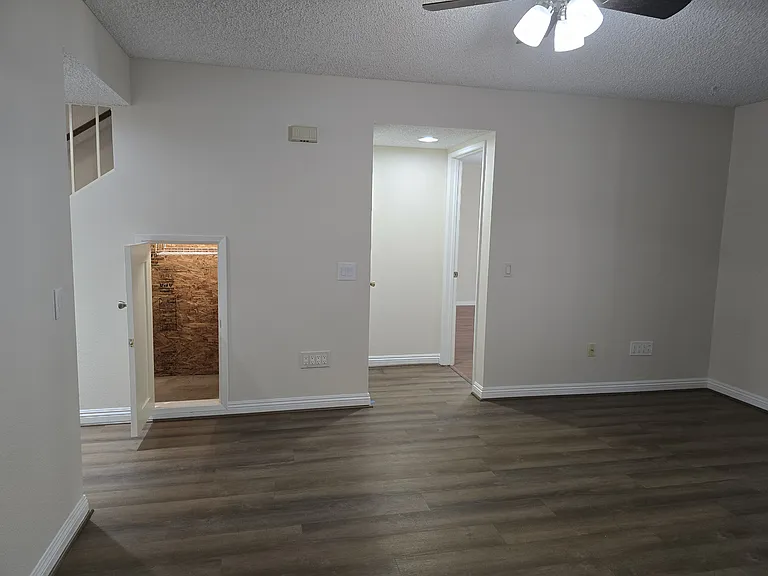 11643 Ash St — Photo 17