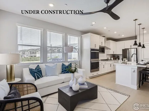 2747 Bear Springs Cir, Longmont, CO 80503