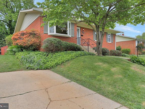 3rd image of 4307 Federal St