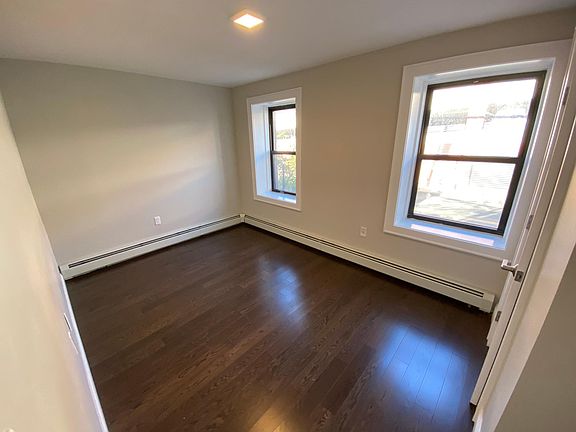 5th image of 58 Hudson St #102