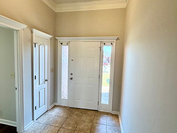 2nd image of 5020 Easton Ln
