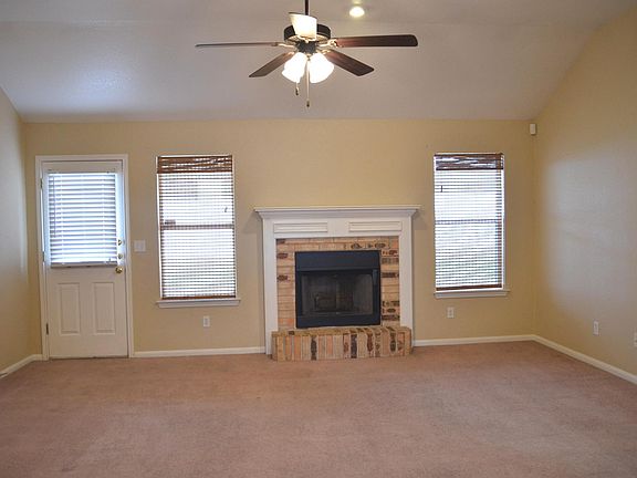 2nd image of 409 Medina Dr