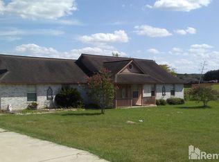 218 Bluebonnet Rd, La Vernia, TX 78121