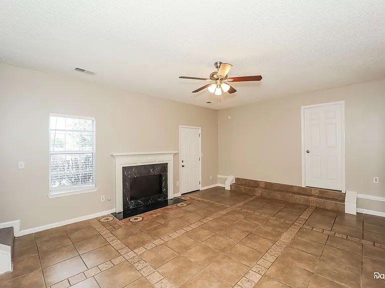 5176 Round Table Dr — Photo 5