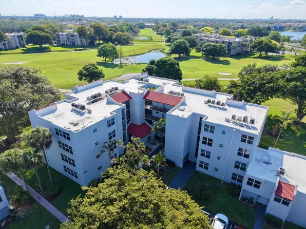 9421 Evergreen Place #404, Davie, FL 33324