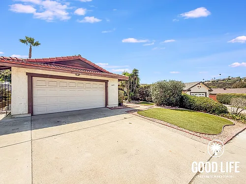 6645 Amberly St Photo 1