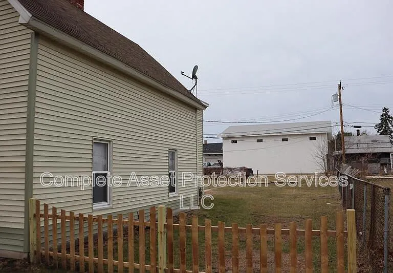 117 Columbia St — Photo 19