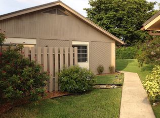 2228 Nova Village Dr, Davie, FL 33317