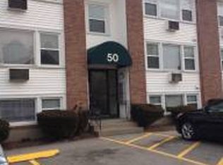 21 Trenton St APT 7, Pawtucket, RI 02860