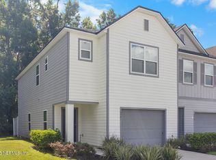 10581 Maidstone Cove Dr, Jacksonville, FL 32218