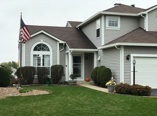 332 Sundance Dr, Bartlett, IL 60103