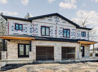 11 Union St, Cavan Monaghan, ON L0A1G0