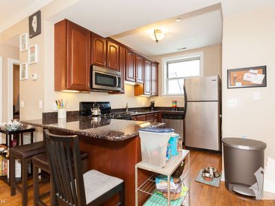 1518 W Waveland Ave #1, Chicago, IL, 60613