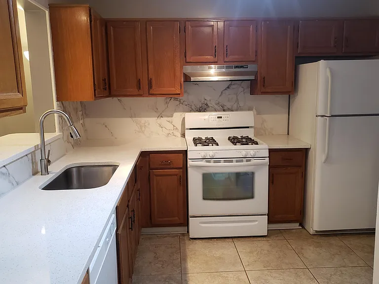 3611 Main Station Dr SW — Photo 6