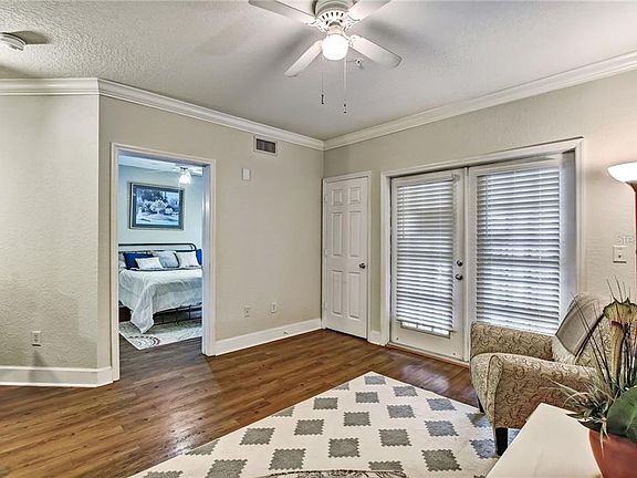 3rd image of 206 E South St Unit 4018