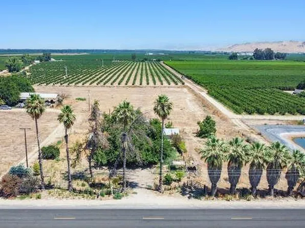 18138 Goodfellow Ave, Reedley, CA 93654