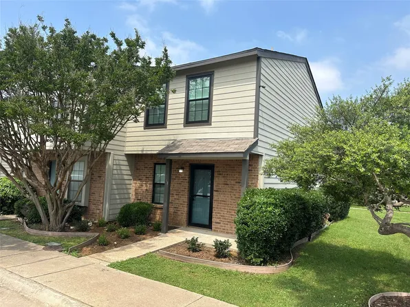 648 W Collins St, Denton, TX 76201