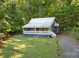 183 Red Bird Dr, Hayesville, NC 28904