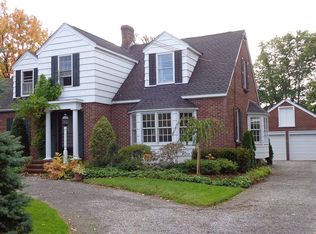 6602 Taylor Rd, Hamburg, NY 14075