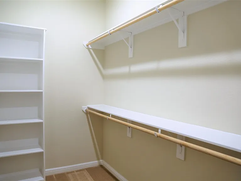8139 Fairfield Manor Way — Photo 22