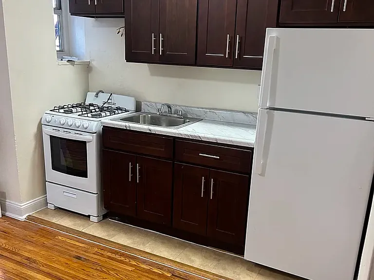 2044 Cropsey Ave #2B — Photo 4