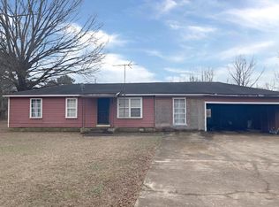 1305 Liberty Rd, Moscow, TN 38057