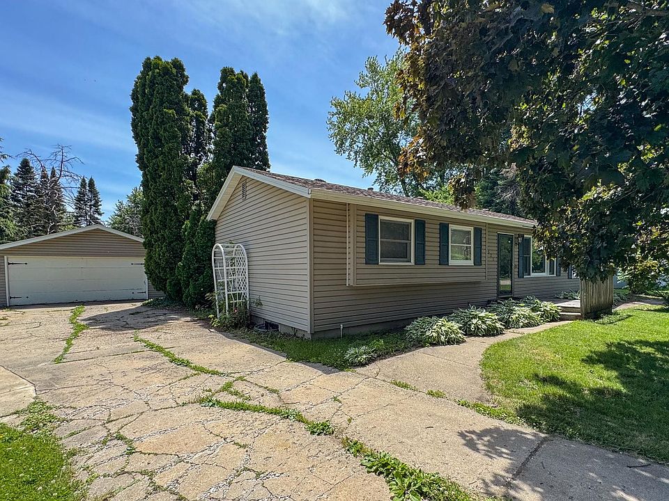 1st image of 1521 Nelson Dr