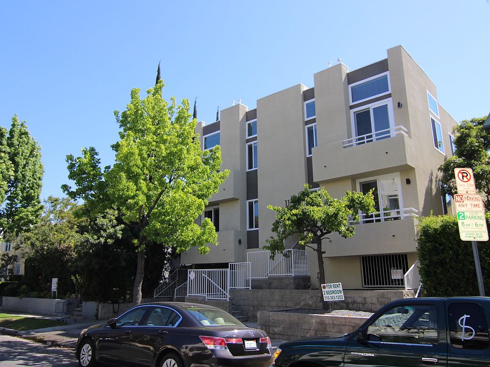 1st image of 1130 Rexford Dr #101