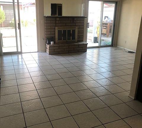 3rd image of 5782 Deer Valley Dr