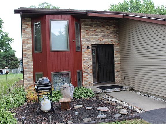 2nd image of 4498-4500 Maple Ln
