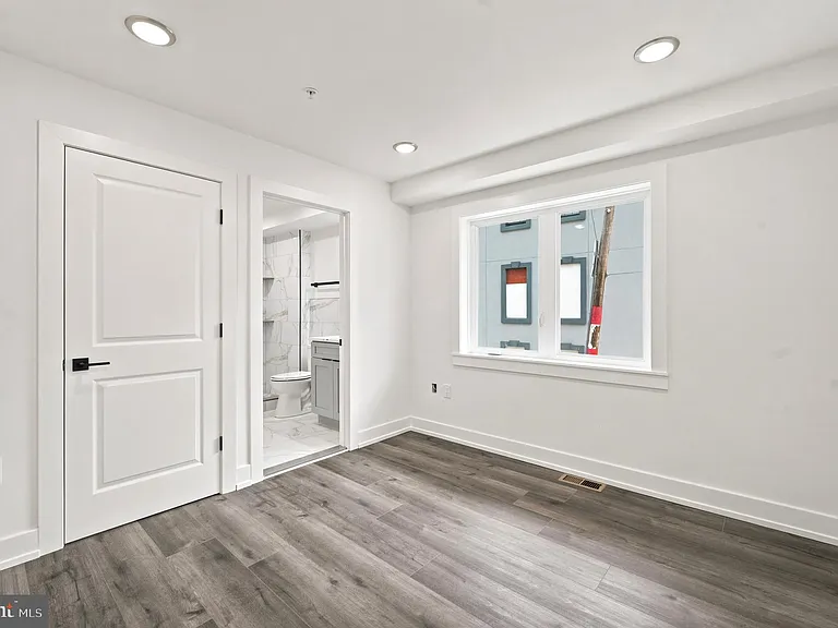 1514 S 22nd St #1 — Photo 11