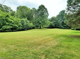 Plainview St SE, Canton, OH 44709
